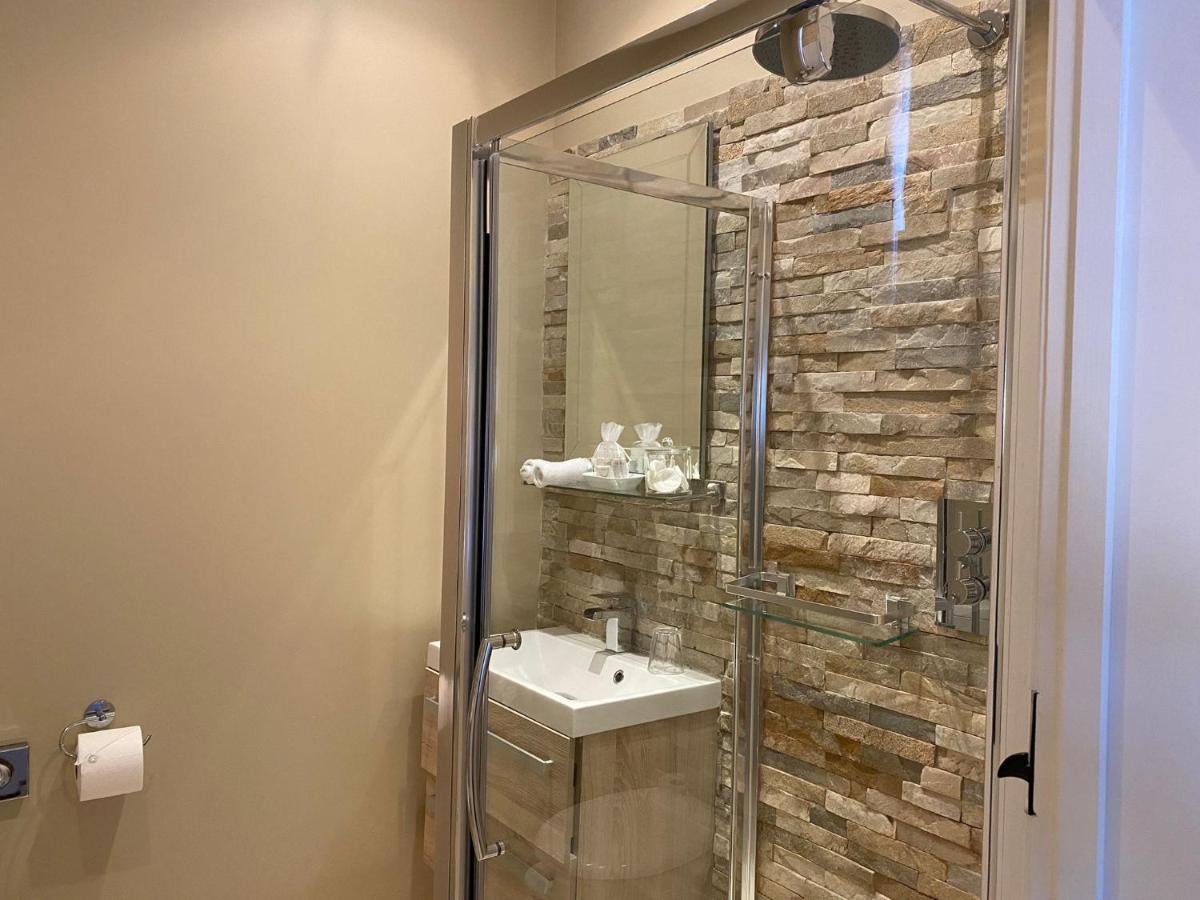 Stoneleigh House Boutique Hotel バッキンガム エクステリア 写真