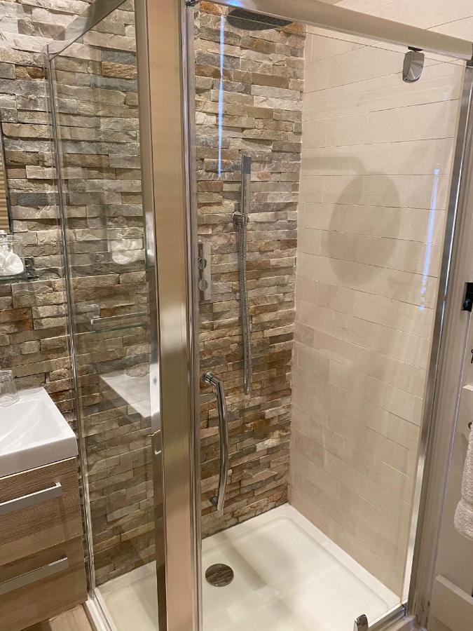Stoneleigh House Boutique Hotel バッキンガム エクステリア 写真